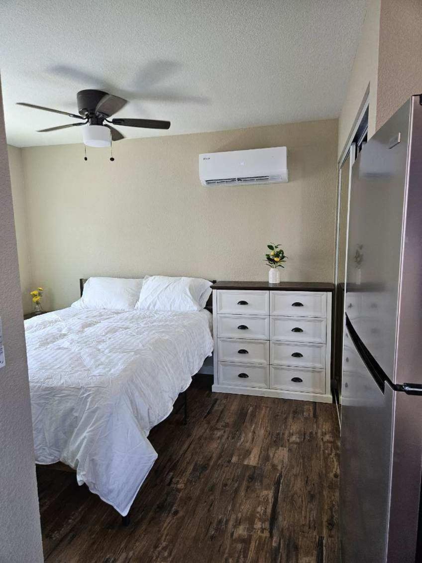 Tiny Cabin #19 American Trails Quartzsite Екстер'єр фото