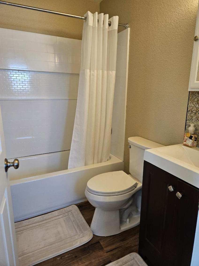 Tiny Cabin #19 American Trails Quartzsite Екстер'єр фото